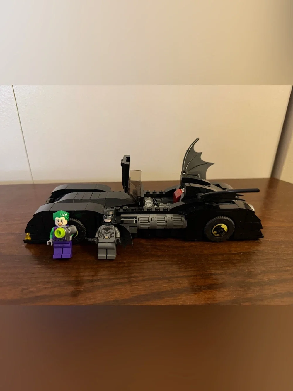 Lego Batman Batmobile Pursuit of The Joker 76119